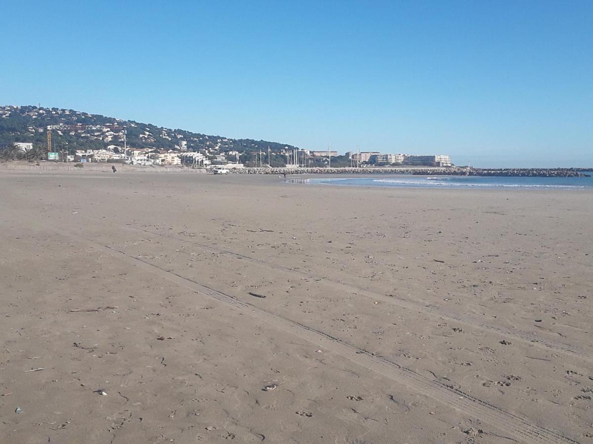 Villa En Bord De Plage Sète Exteriér fotografie